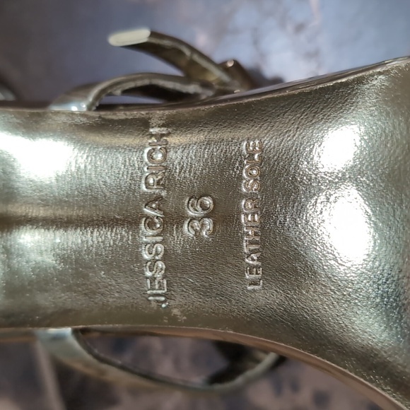 Jessica Rich. Gold Strappy Heels with High Slender Heel - Picture 3 of 7